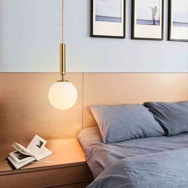 Lustre boule en verre moderne