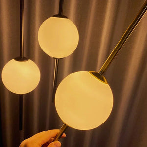 Lustre design boule de verre